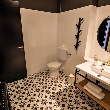 Modern Oasis Private Parking Apartment Split